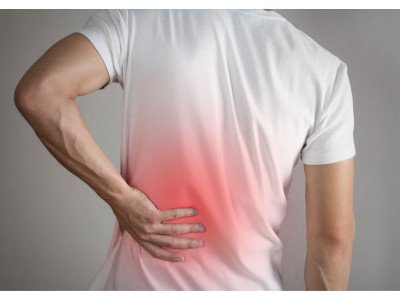 Боль в пояснице: причины, последствия, помощь